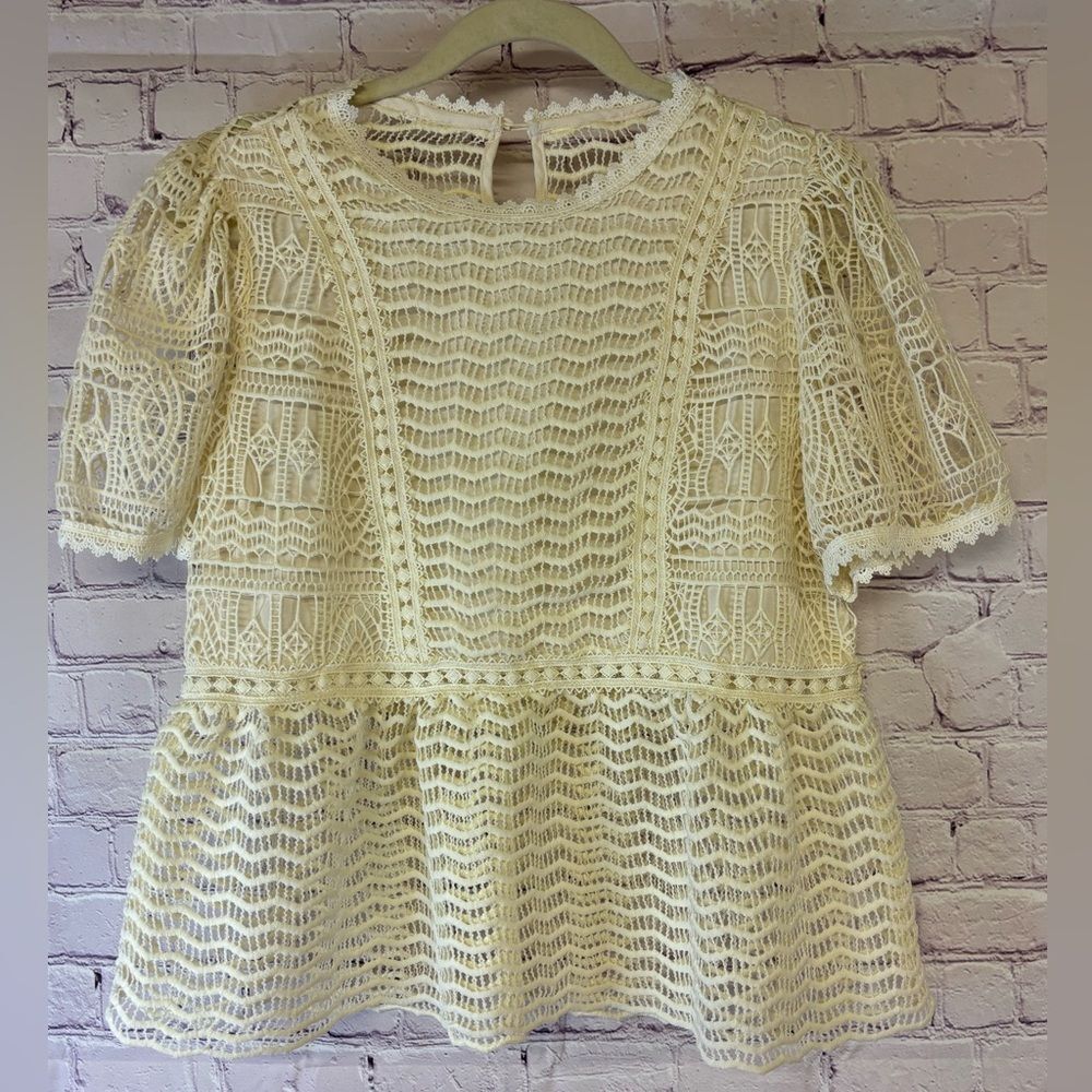 Cream Short Puffy Sleeve Crochet Open Back Scandi Girl Folklore Boho Top M